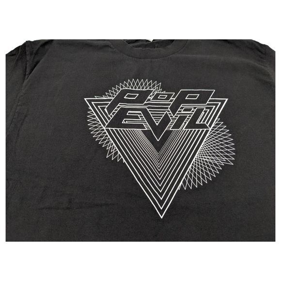 Pop Evil Band T-Shirt Size Large - Picture 3 of 10